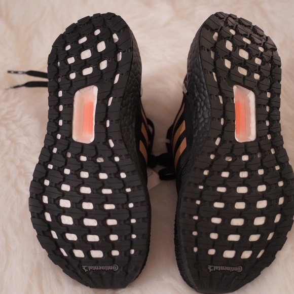 Adidas Ultra Boost 20 Chinese New Year Black Gold Men\'s US Size 4 NWT main image 5